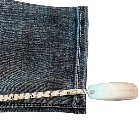 Miss Me Women's Blue Jeans, Signature Skinny, size 31 - Picture 11 of 12